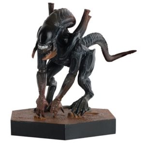 Alien Predator Tusk Xenomorph from AVP Statue & Mag. #40