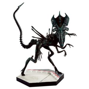 Aliens Xenomorph Queen Figure with Magazine #1