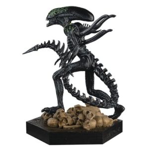 Alien and Predator Grid Xenomorph AvP Figure with Mag. #18