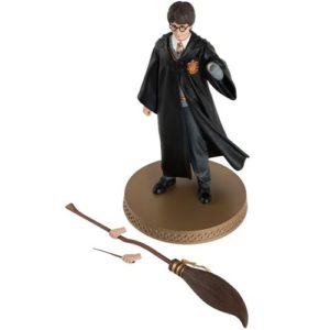 Harry Potter and Wand/Broomstick Mega Figure