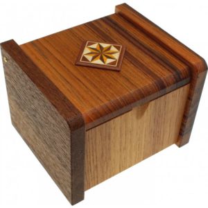 Karakuri Deception Box